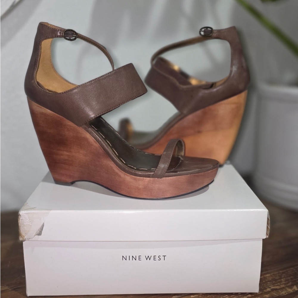 Nine West Chocolate and Tan Wedge Heels